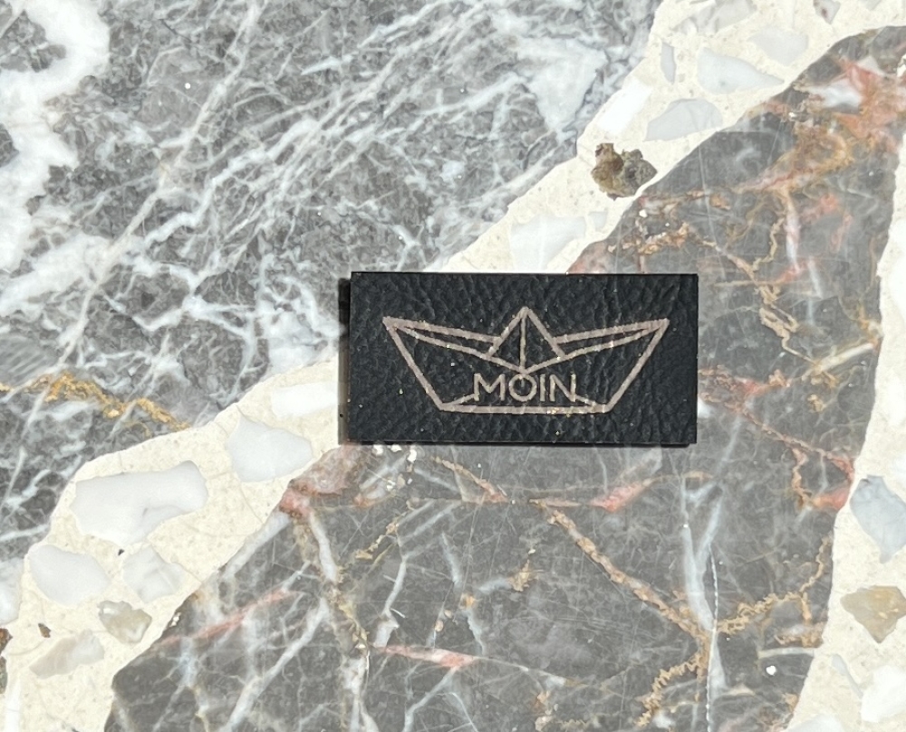 Kunstlederlabel Schwarz - Gold Schiffchen